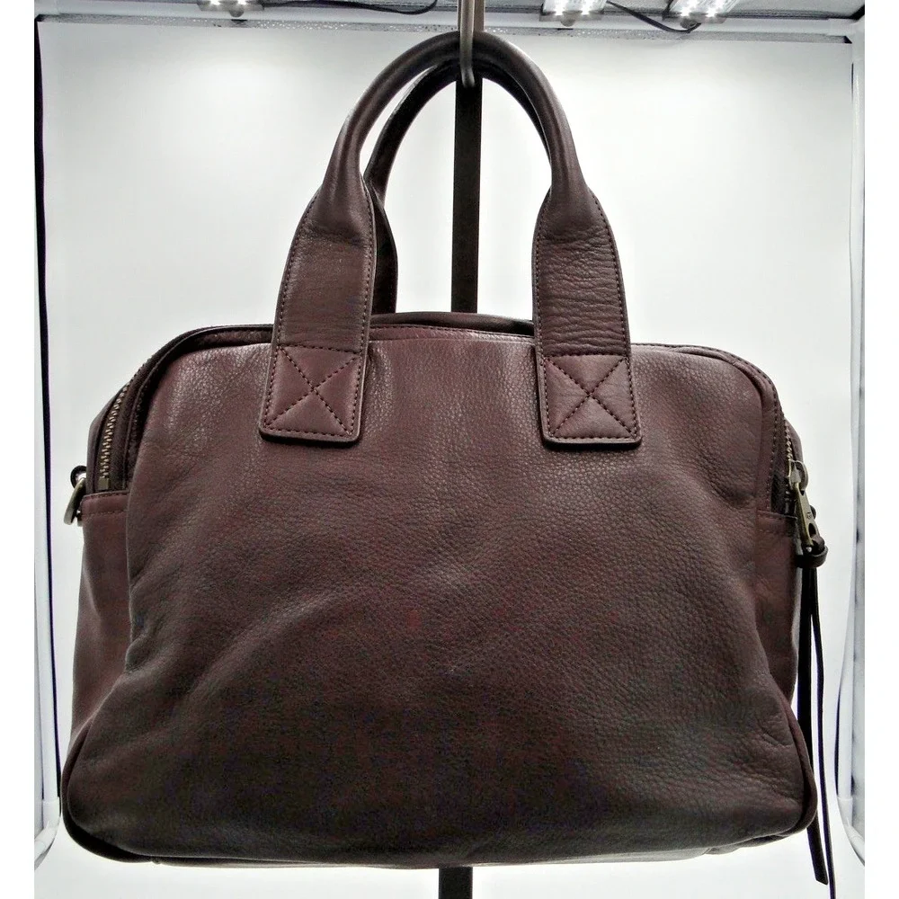 UGG AUSTRALIA UNISEX LEATHER BRANFORD SLIM BRIEF BAG‎ BROWN